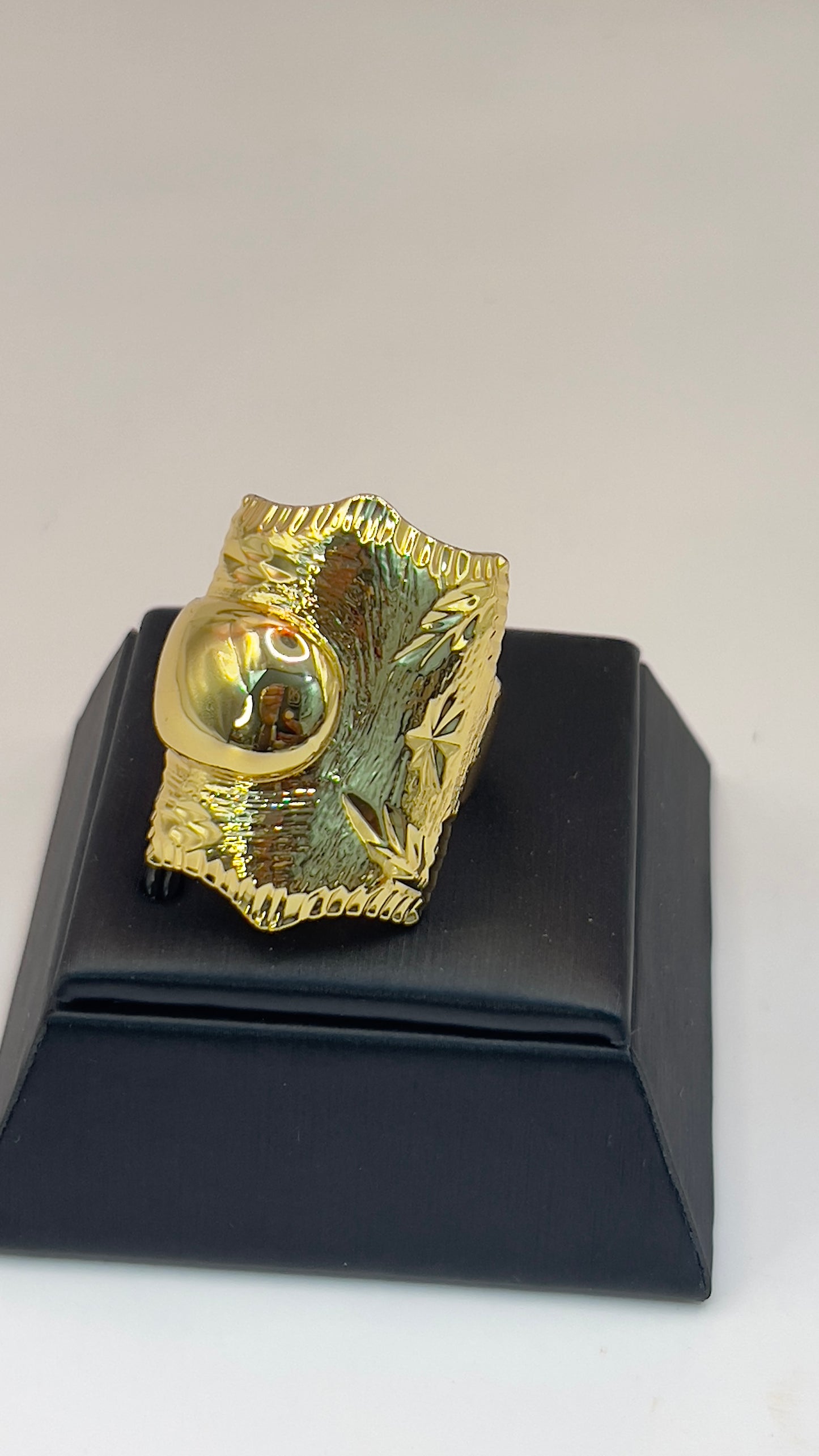 Italian gold ring